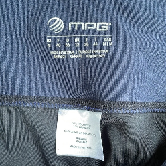 MPG Women’s Full Length Leggings - Picture 4 of 4